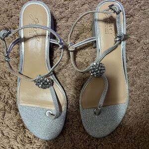 Jewel Badgley Mischka sandals for women’s , NWOT